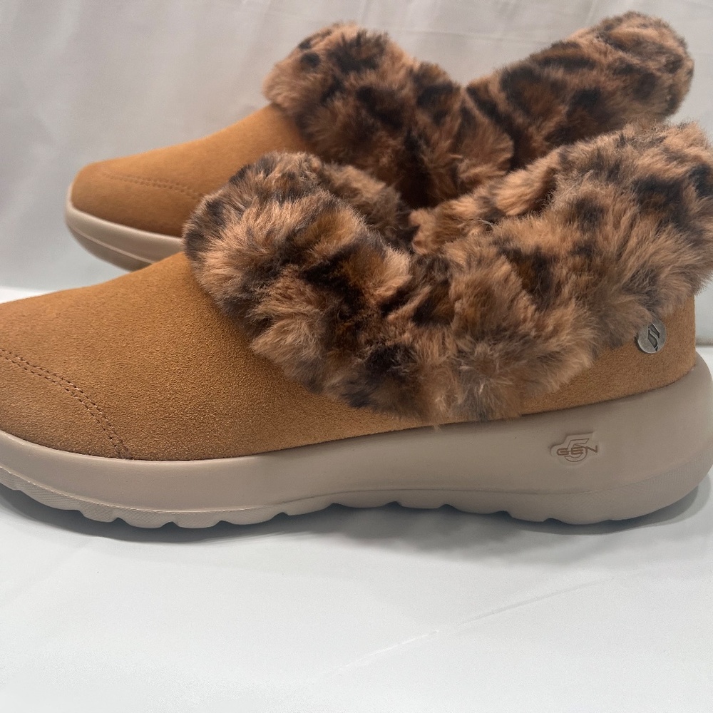 NEW Skechers On The Go Cozy Life Clog Slip On Comfort Indoor/Outdoor Slippers - Picture 5 of 9